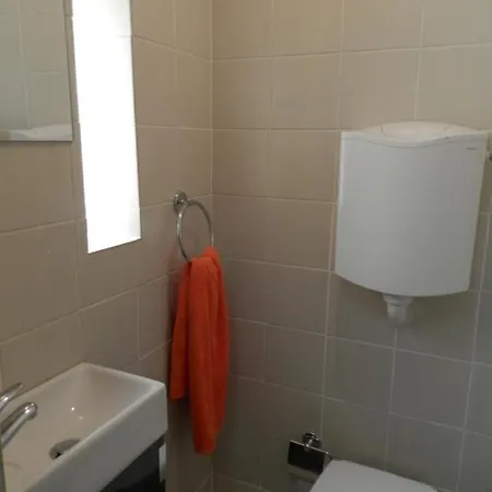 Antero De Quental Konukevi